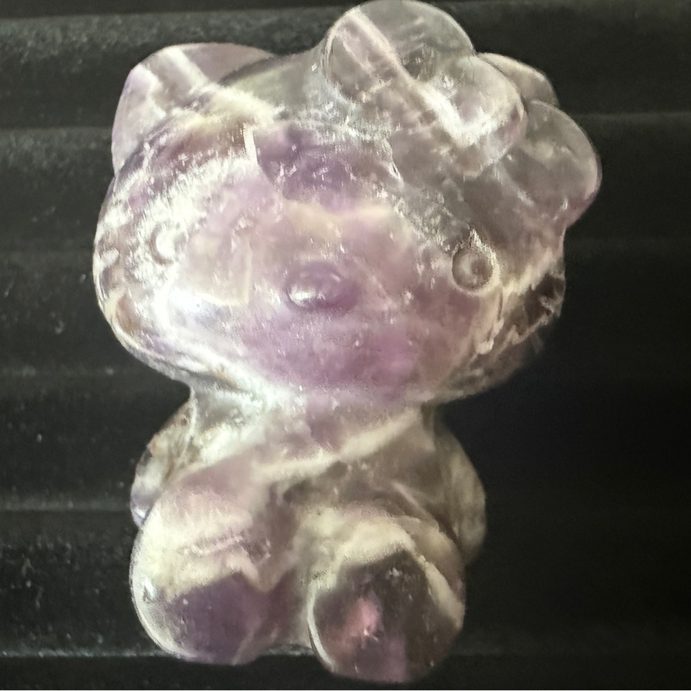 Amethyst Hello Kitty Crystal Carving